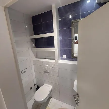 Velvet Apartment